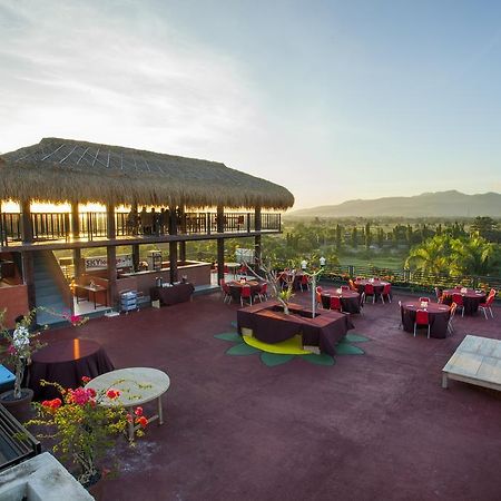 Pratama Hotel & Convention Mataram Exteriör bild
