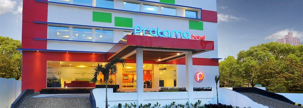 Pratama Hotel & Convention Mataram Exteriör bild